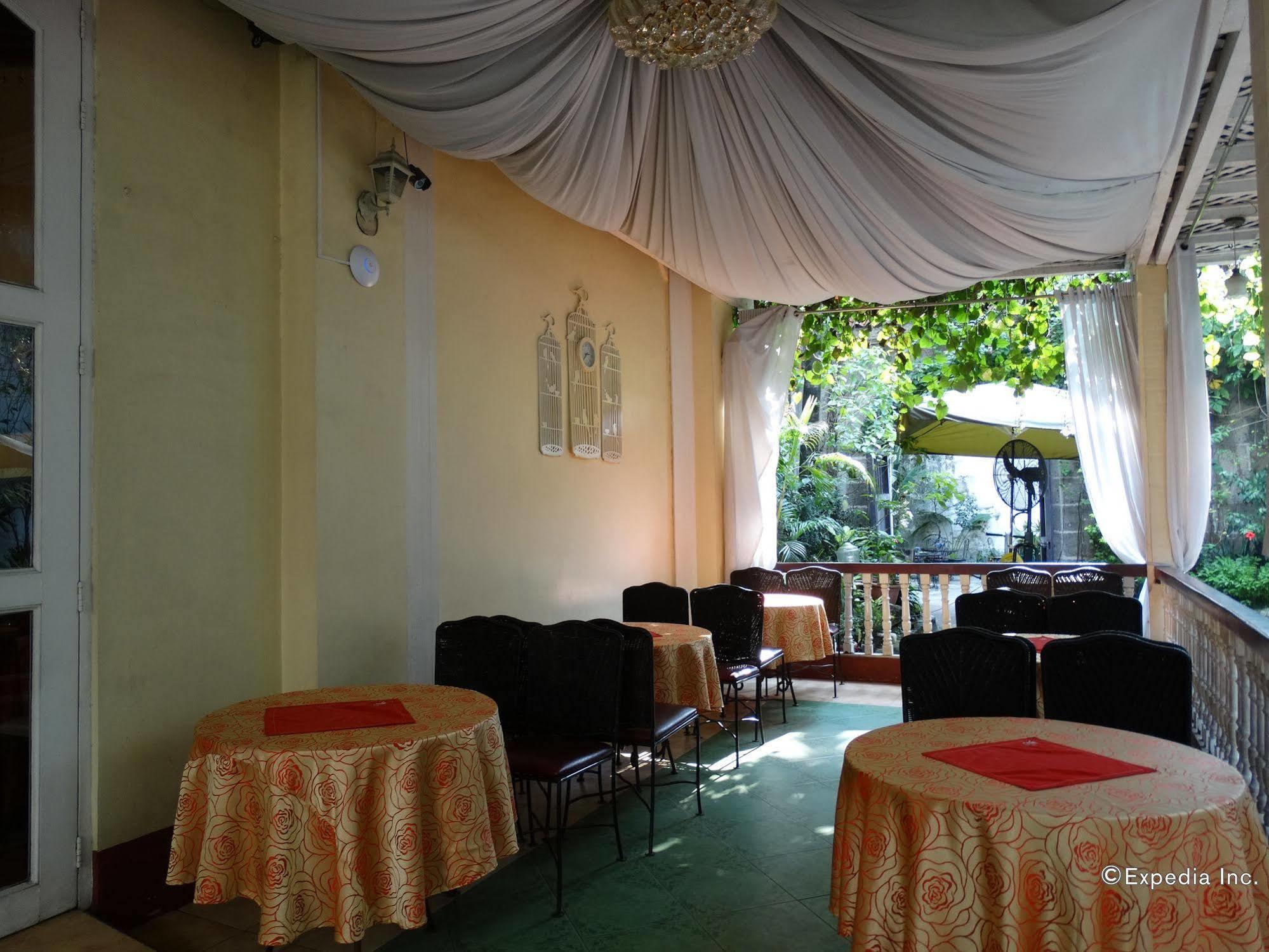 White Knight Hotel Intramuros Manila Exterior photo